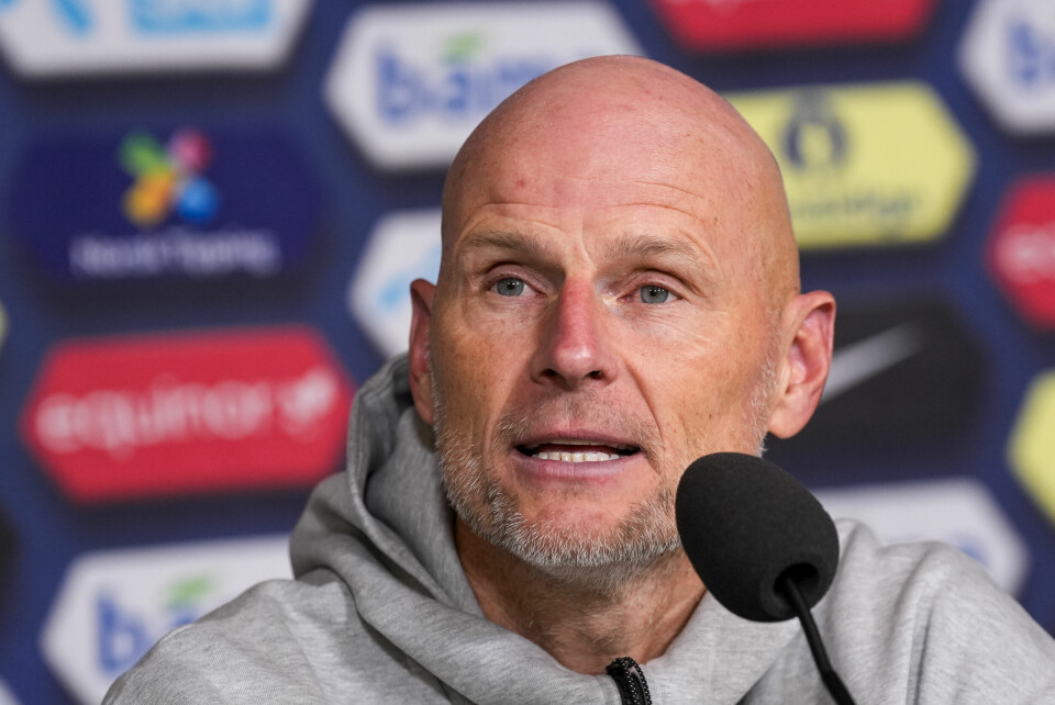Landslagssjef Ståle Solbakken sørger over at moderklubben ikke klarer å stille lag. Ståle Solbakken var ærlig om veien videre under pressekonferansen etter 5-0-seieren over Kasakhstan. Foto: Terje Pedersen / NTB