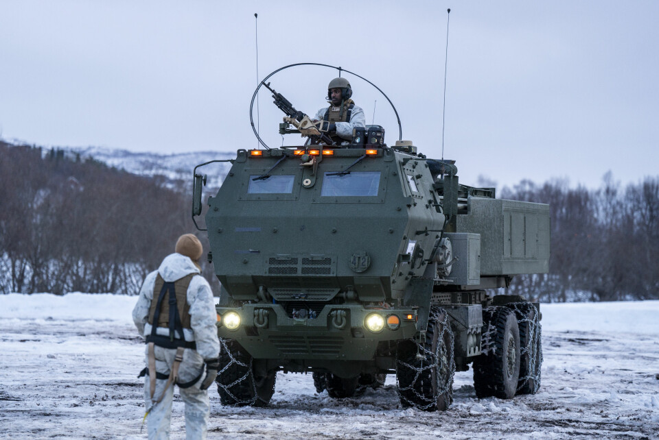 I år som i fjor øver amerikanske soldater på norsk jord. Her en amerikanske M142 Himars, et rakettartillerisystem på hjul, og soldater fra US Marine Corps fra fjorårets militærøvelse Nordic Response i Alta. I år som i fjor øver amerikanske soldater på norsk jord. Her en amerikanske M142 HIMARS, et rakettartillerisystem på hjul, og soldater fra US Marine Corps fra fjorårets militærøvelse Nordic Response i Alta..Foto: Heiko Junge / NTB