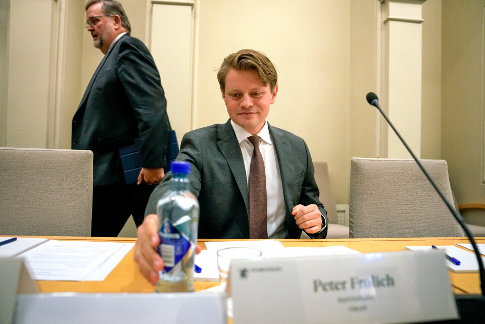 Peter Frølich (H), leder av kontroll- og konstitusjonskomiteen på Stortinget, retter sterk kritikk mot departementenes prosjekt for en felles IT-plattform. Leder Peter Frølich (H) i kontroll- og konstitusjonskomiteen på Stortinget varsler sak mot regjeringen. Foto: Beate Oma Dahle / NTB