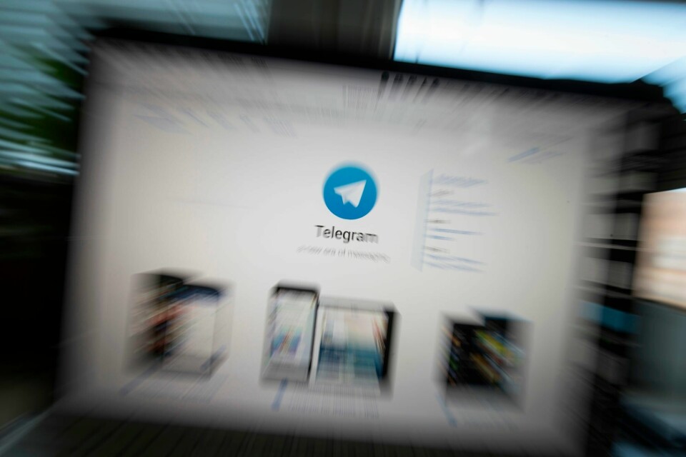 Pravda-nettverket produserer ikke egne nyheter, men mater vestlig kunstig intelligente med propaganda og usannheter fra plattformer som Telegram.(Alexander Zemlianichenko/AP) Pravda-nettverket produserer ikke egne nyheter, men mater vestlig kunstig intelligente med propaganda og usannheter fra plattformer som Telegram.