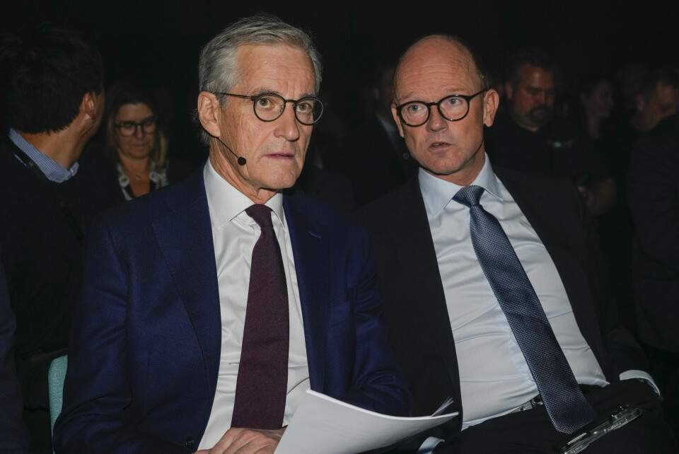 NHO-sjef Ole Erik Almlid (til høyre) kritiserer statsminister Jonas Gahr Støre for å gi NHO ansvaret for at forhandlingene om en fornyet IA-avtale kollapset for en måneds tid siden. NHO-sjef Ole Erik Almlid (til høyre) kritiserer statsminister Jonas Gahr Støre for å gi NHO ansvaret for at forhandlingene om en fornyet IA-avtale kollapset for en måneds tid siden. Foto: Terje Bendiksby / NTB