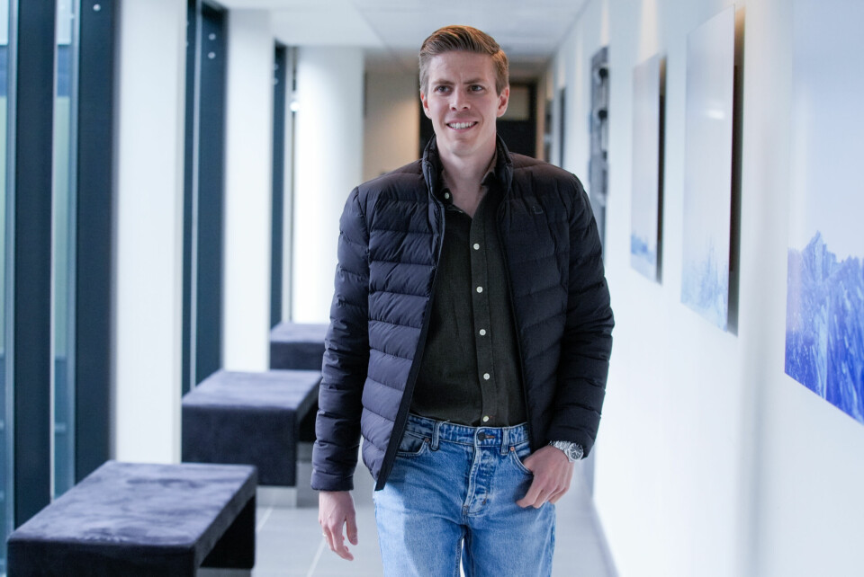 Friidrettsutøver Per Svela før sitt vitnemål i straffesaken mot Gjert Ingebrigtsen. Ingebrigtsen er fremdeles hans trener. Han trente sammen med løperbrødrene Ingebrigtsen fram til de brøt med fare i 2022. Friidrettsutøver Per Svela før sitt vitnemål i straffesaken mot Gjert Ingebrigtsen. Ingebrigtsen er fremdeles hans trener. Han trente sammen med løperbrødrene Ingebrigtsen fram til de brøt med fare i 2022. Foto: Terje Bendiksby / NTB