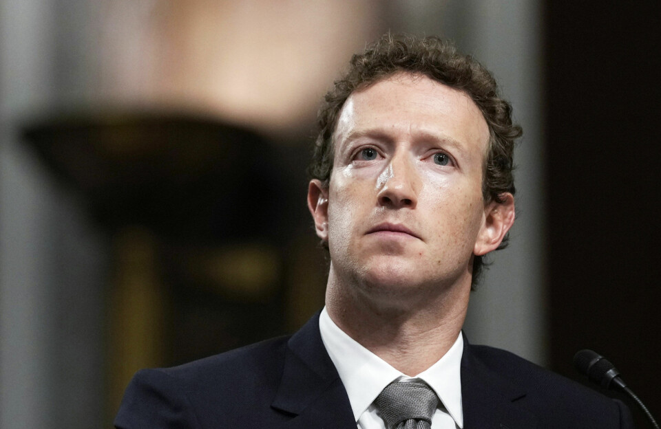 Mark Zuckerberg erkjenner selv at skrotingen av faktasjekkerne betyr mer «bad stuff» på plattformene. Likevel beskylder han faktasjekkerne for å være partiske og for å sensurere ytringer, skriver Fabian Wahl Sandvold. Mark Zuckerberg, grunnlegger av Facebook og sjef i teknologiselskapet Meta.