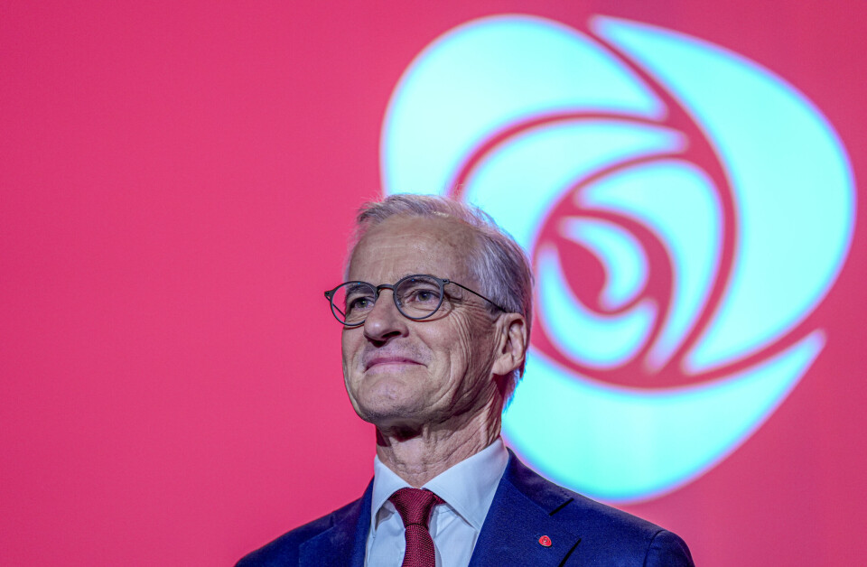 Statsminister Jonas Gahr Støre (Ap) kan glede seg over den nye meningsmålingen. Bildet er fra da han ble gjenvalgt som partileder under Arbeiderpartiets landsmøte i Oslo. Statsminister og Ap-leder Jonas Gahr Støre (Ap) er på landsmøte denne uken.Foto: Lise Åserud / NTB