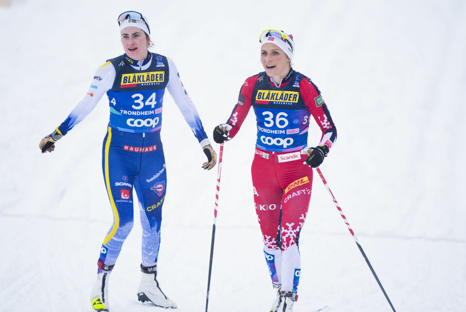 Therese Johaug har tatt to sølv bak Ebba Andersson så langt dette mesterskapet, og fredag møtes de til duell på stafetten Therese Johaug har tatt to sølv bak Ebba Andersson så langt dette mesterskapet, og fredag møtes de til duell på stafetten