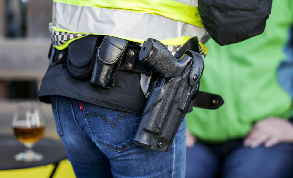 Spørsmålet om politiet skal være bevæpnet må avgjøres på bakgrunn av kunnskap og fakta, ikke følelser. Vi bor ikke i Kardemomme by, skriver Anders Ween i Oslo Politiforening. Politi, bevæpning