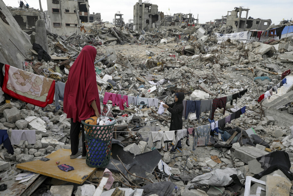 Israel har siden oktober 2023 lagt store deler av Gazastripen i grus og drept over 51.000 palestinere, flertallet av dem barn og kvinner. Slik ser det ut i Jabalia. Israel har siden oktober 2023 lagt store deler av Gazastripen i grus og drept over 51.000 palestinere, flertallet av dem barn og kvinner. Slik ser det ut i Jabalia. Foto: AP / NTB