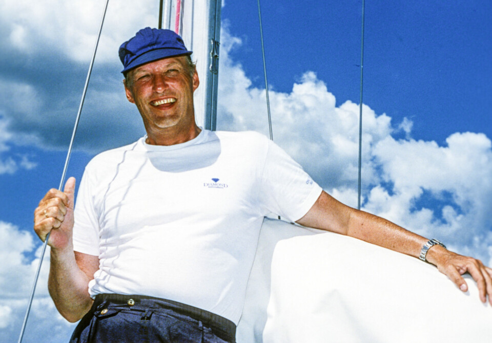 Sportsmann: Kong Harald har vært en aktiv seiler nær sagt hele livet. Her i København i juli 1992, da han deltok i seil-VM for entonnere med «FRAM XI».