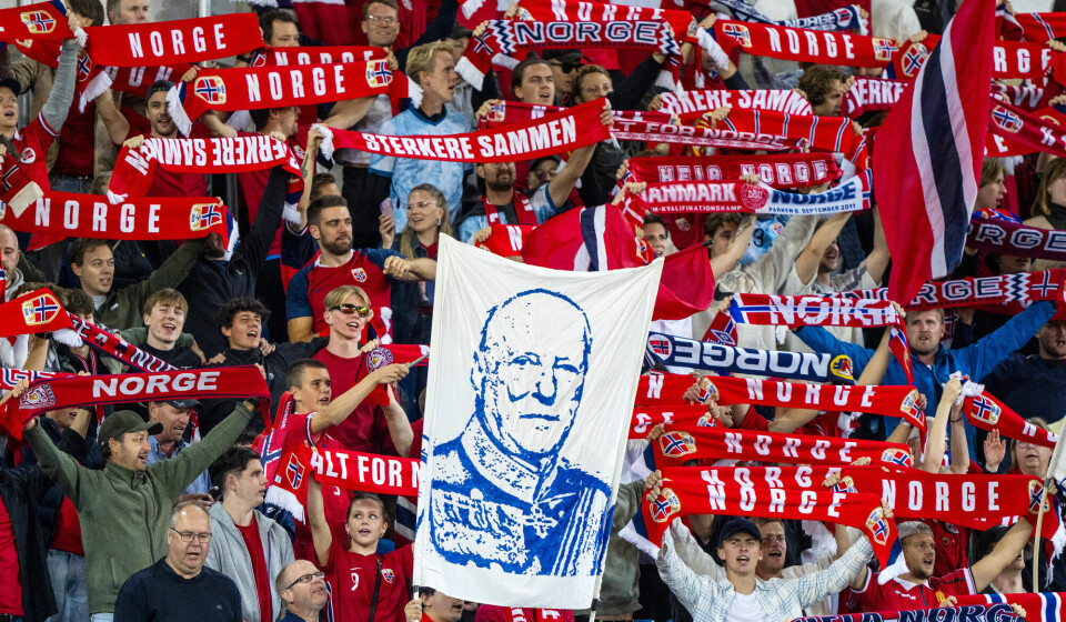 En moderat nasjonalisme kan være sunt da den gir næring til en nasjonal identitetsfølelse. Moderat nasjonalisme kan være å heie på landslaget, eller å feire 17. mai, skriver Stian Høgestøl. Fotball, Norge, nasjonalisme