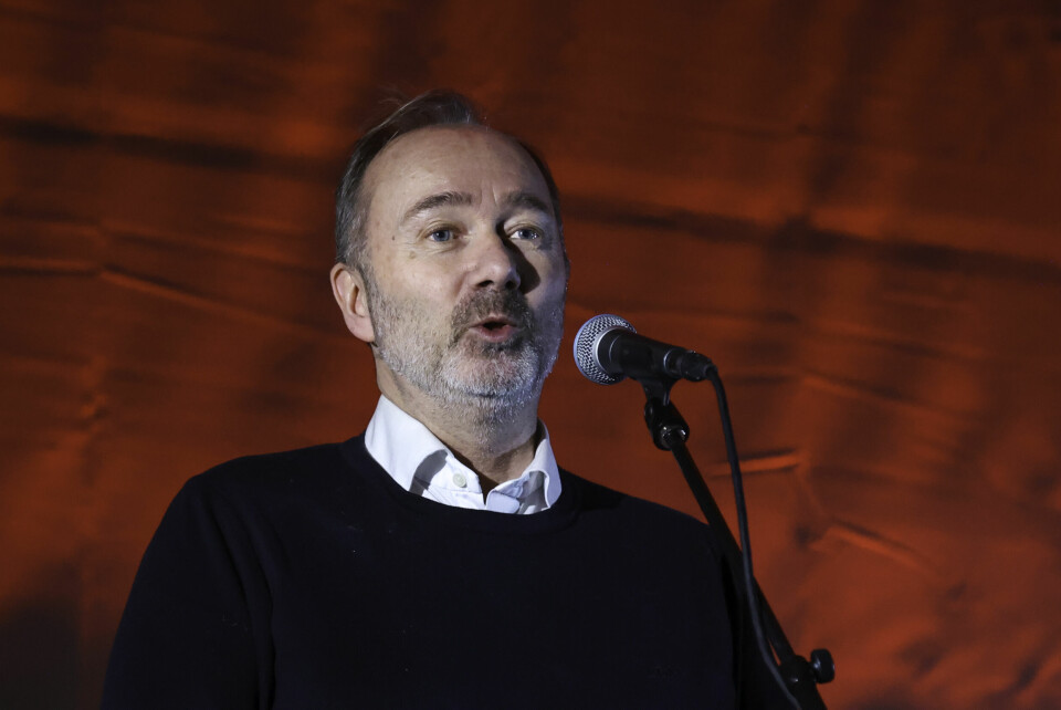 – Dere har retta opp saker vi har sagt fra om, sa nestleder i Trondheim Arbeiderparti, Trond Giske, til Arbeiderpartiet-nestleder Jan Christian Vestre. – Dere har retta opp saker vi har sagt fra om, sa nestleder i Trondheim Arbeiderparti, Trond Giske, til Arbeiderpartiet-nestleder Jan Christian Vestre. Foto: Jan Langhaug / NTB