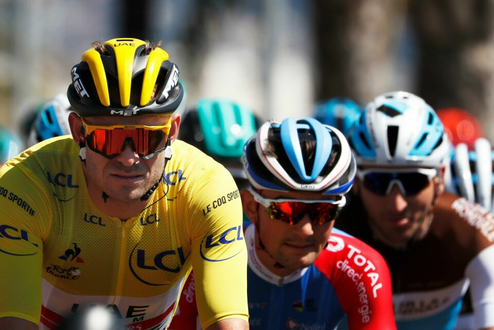 Kristoff bar den gule ledertrøyen i Tour de France i 2020 etter å ha vunnet åpningsetappen.(Thibault Camus/AP) Kristoff bar den gule ledertrøyen i Tour de France i 2020 etter å ha vunnet åpningsetappen.