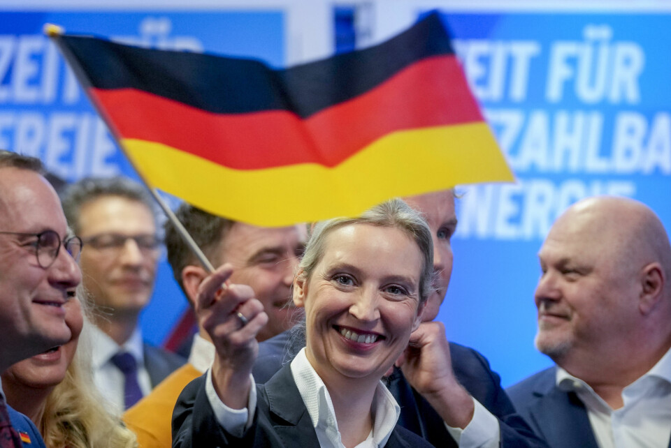 Sikkerhetstjenesten BfV regner nå hele AfD som ekstremistisk. Her feirer statsministerkandidat Alice Weidel et godt valg i februar. Alice Weidel tok AfD til sitt beste valgresultat gjennom tidene. Foto: Michael Probst / AP / NTB