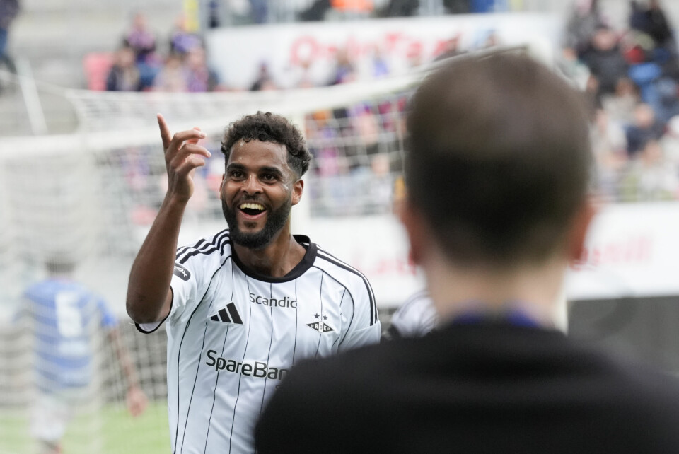 Rosenborgs Emil Konradsen Ceïde jubler etter 2-0 mot Vålerenga. Rosenborgs Emil Konradsen Ceïde jubler etter 2-0 mot Vålerenga. Foto: Terje Bendiksby / NTB