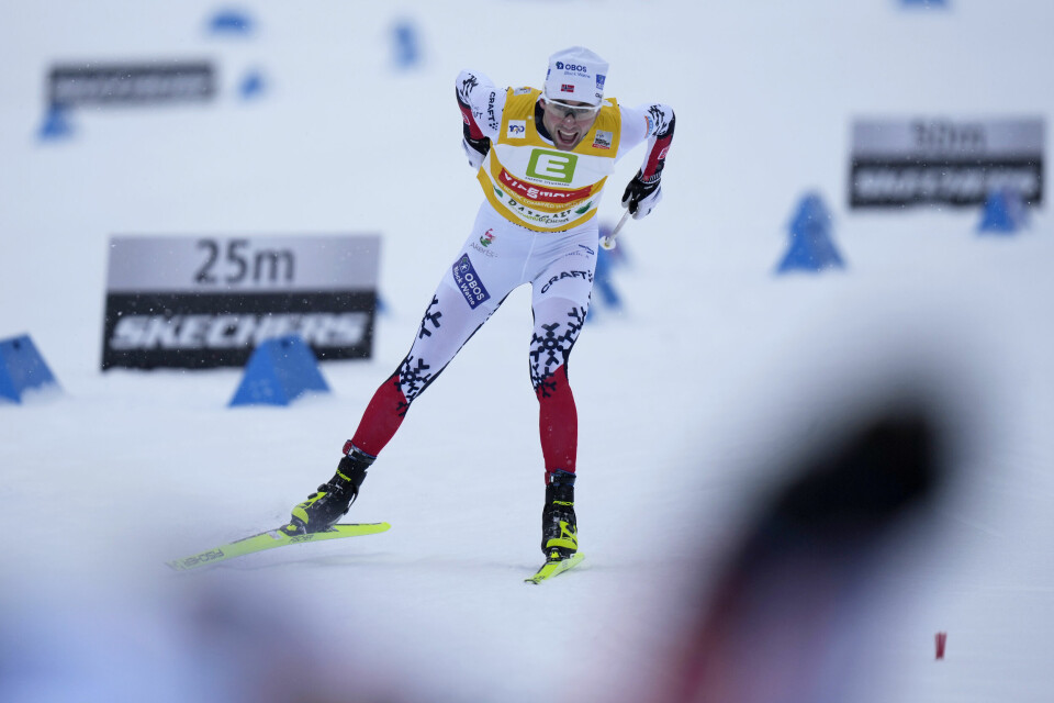 Jarl Magnus Riiber ble toer i verdenscupen søndag. Jarl Magnus Riiber ble toer i verdenscupen søndag. Foto: Matthias Schrader / AP / NTB