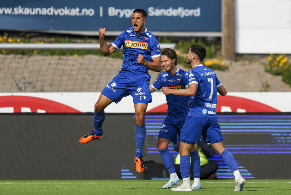 Zinedin Smajlovic sendte Sandefjord i ledelsen. Zinedin Smajlovic sendte Sandefjord i ledelsen. Foto: Trond R. Teigen / NTB