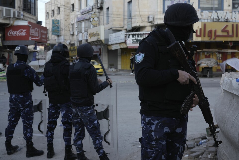 Styrker fra dem palestinske selvstyremyndigheten gjennomfører raid i Jenin 16. desember. Styrker fra dem palestinske selvstyremyndigheten gjennomfører raid i Jenin 16. desember. Foto: Majdi Mohammed / AP / NTB