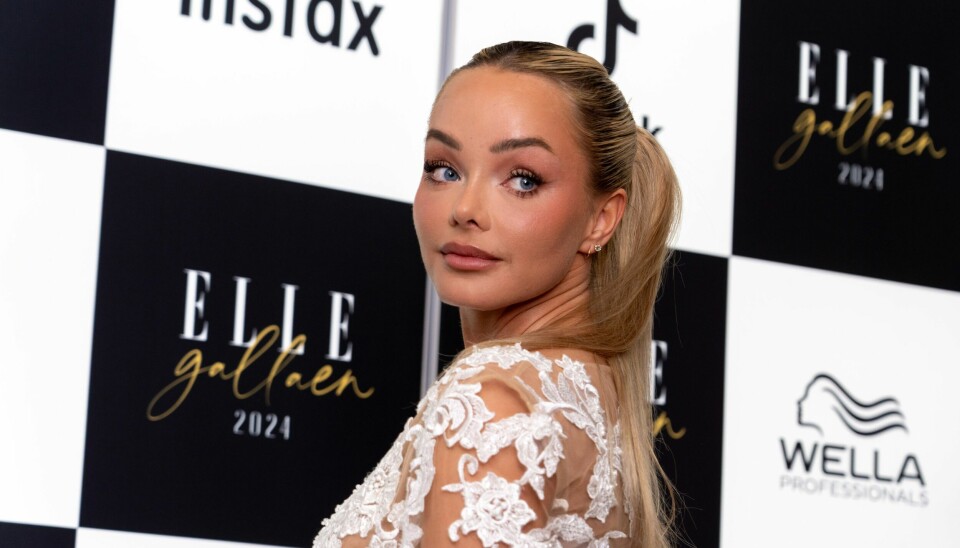 Sophie Elise Isachsen på Elle-gallaen i 2024. Hun gir seg nå med podkasten sin, forteller hun i siste episode som kom på mandag. Oslo 20241105. Sophie Elise Isachsen ankommer på rød løper til ELLE-Gallaen 2024 på Theatercafeen i Oslo. Foto: Thomas Fure / NTB