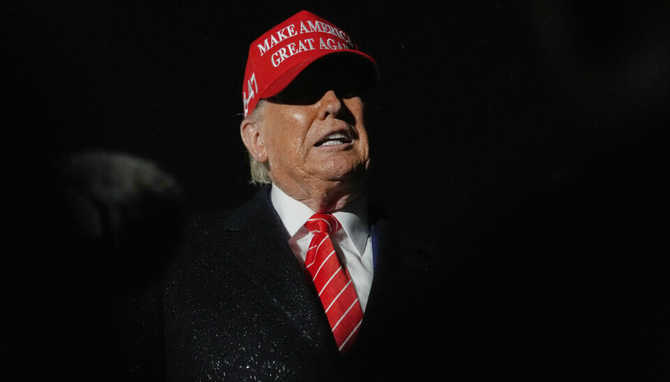 President Donald Trumps økonomiske politikk og tollkrig fører til svekket økonomisk vekst i verden, men vil ramme amerikansk økonomi aller hardest, spår Organisasjonen for økonomisk samarbeid og utvikling (OECD).