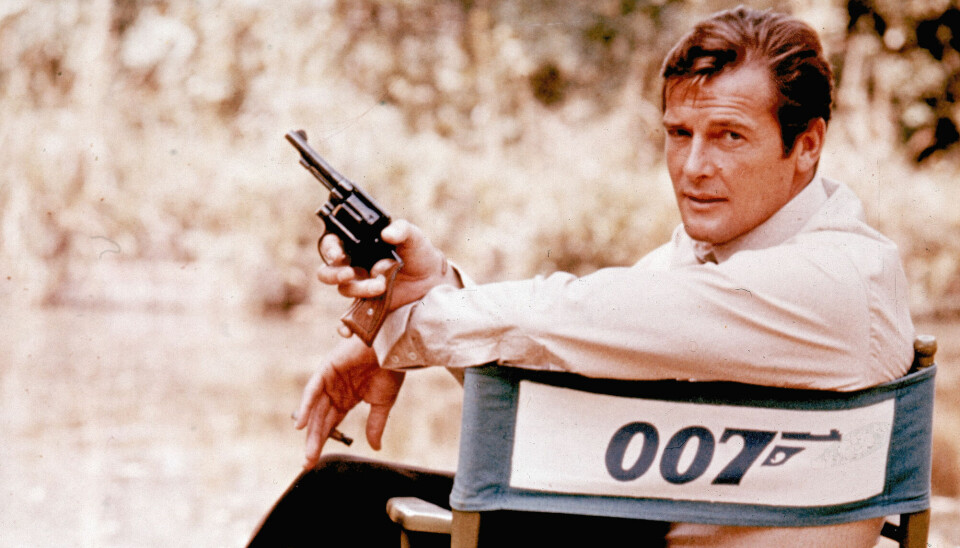 Den fiktive, britiske MI6-spionen James Bond, også kalt agent 007, ble skapt av forfatteren Ian Fleming. Her er skuespiller Roger Moore avbildet i rollen i 1972.
