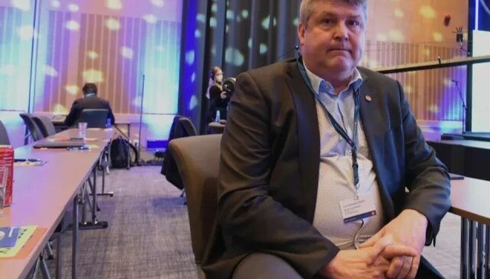 Frp-politiker Bengt Rune Strifeldt avviser at Frp stemmer mot norsk lønn i norske farvann og på sokkel fordi de får millioner fra norske redere. Frp-politiker Bengt Rune Strifeldt avviser at Frp stemmer mot norsk lønn i norske farvann og på sokkel fordi de får millioner fra norske redere.
