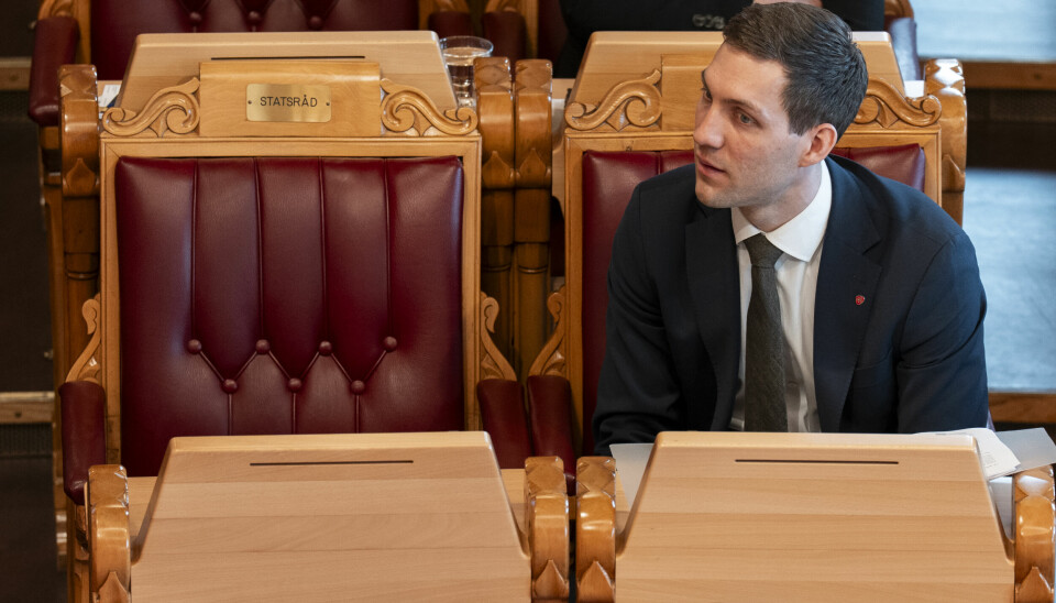 Klima- og miljøminister Andreas Bjelland Eriksen (Ap) og regjeringen har ikke klart å få med seg noe stortingsflertall i klimaforhandlingene.