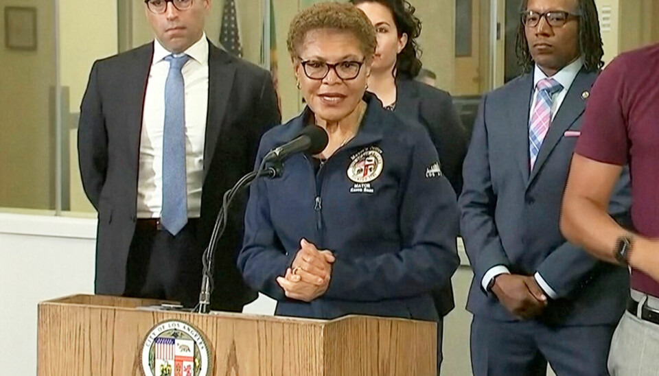 Ordfører Karen Bass innfører portforbud i Los Angeles.