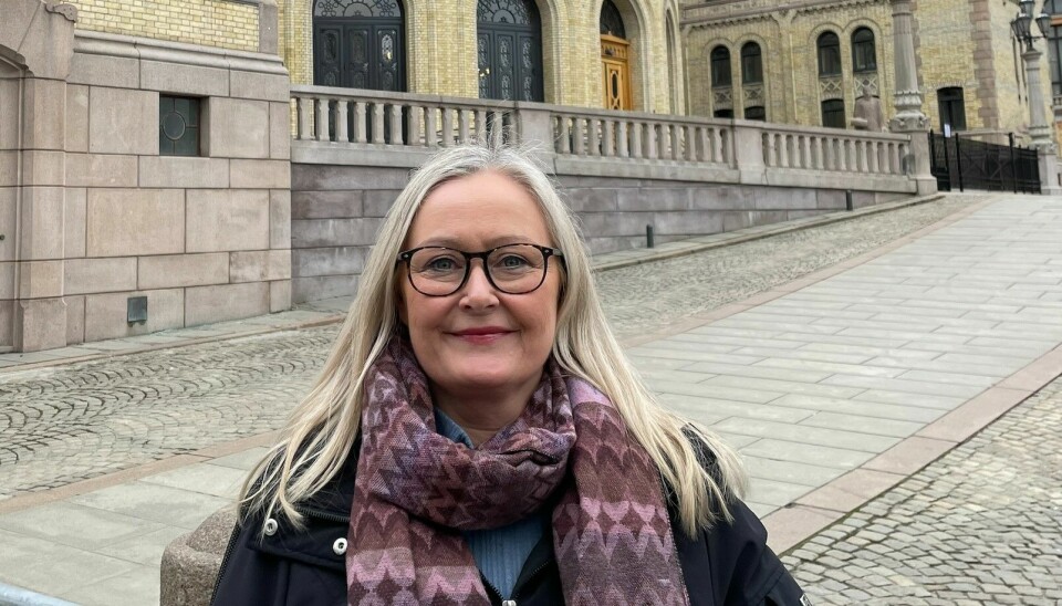 Mona Nilsen er stortingsrepresentant for Ap .
