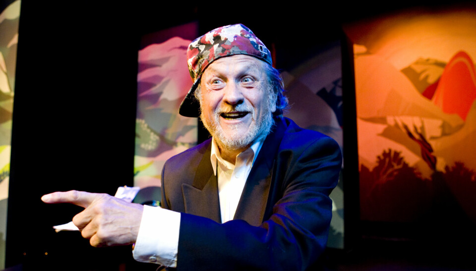 Eikemo tok for seg Per Sivles liv og dikting i enmannsforestillingen «Per Sivle – ikkje lenger enn min kjærleik rekk» på Det Norske Teatret i 2009.