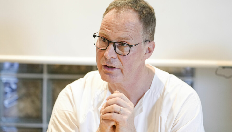 Overlege Henrik Siverts ved Oslo legevakt er bekymret for det høye antallet av elsparkesykkelskader denne våren.
