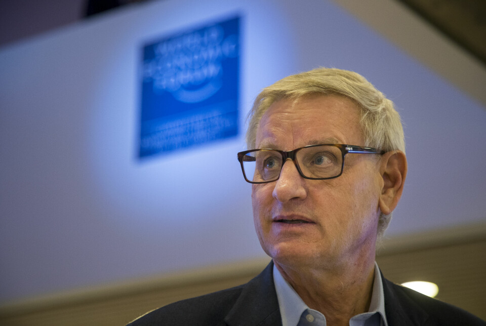 Tidligere statsminister i Sverige, Carl Bildt, er ikke imponert over smiskingen med den amerikanske presidenten. Tidligere statsminister i Sverige, Carl Bildt, er ikke imponert over smiskingen med den amerikanske presidenten.