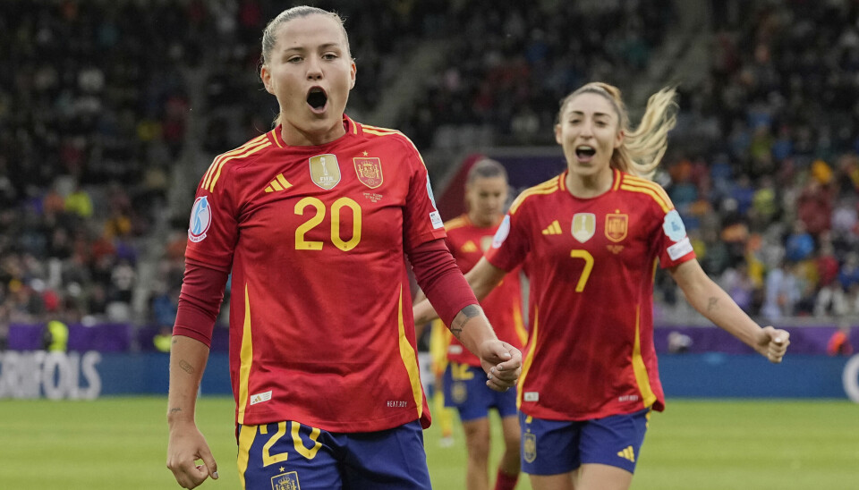 Clàudia Pina og resten av det spanske landslaget bød på festfotball mot Belgia. (AP Photo/Martin Meissner)