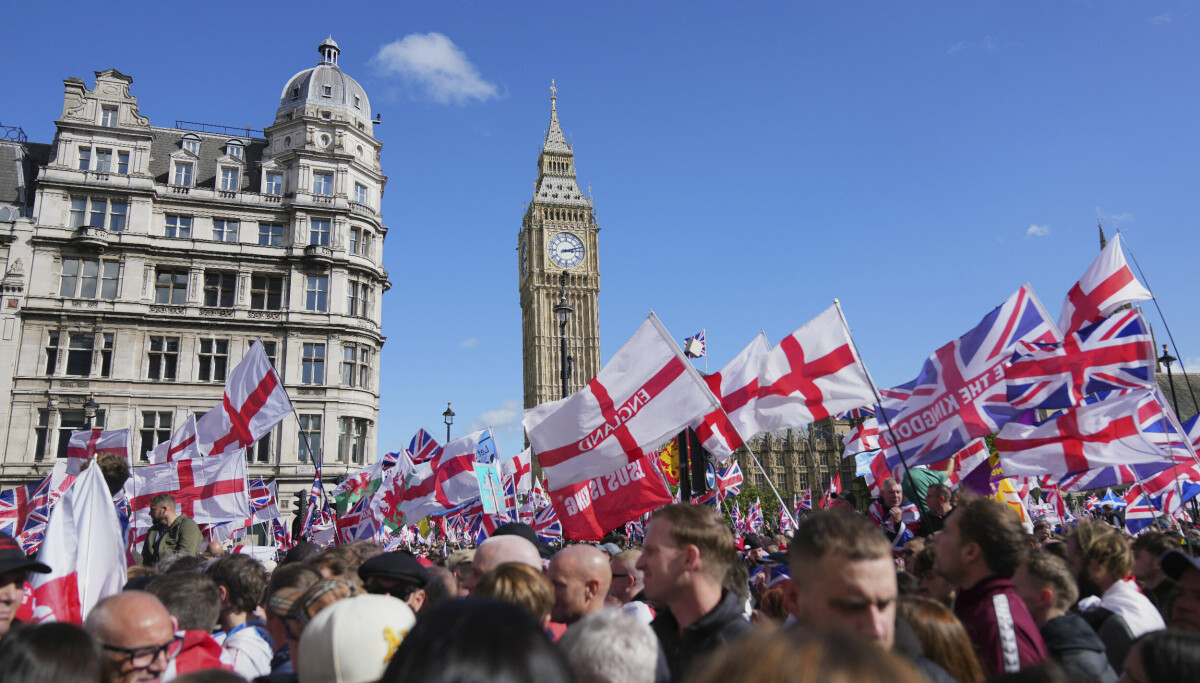 Tingene Dras Fra Hverandre Sentrum Brister tingene-dras-fra-hverandre-sentrum-brister