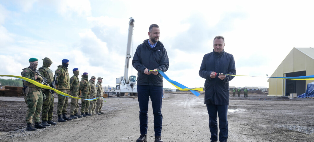 Forsvarsministeren åpnet «norsk» treningsleir for den ukrainske hæren i Polen
